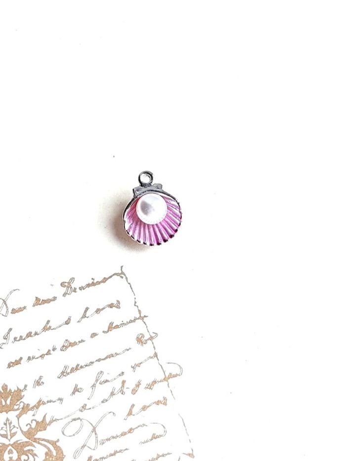 Magnifique pendentif coquillage avec perle blanche - photo numéro 5
