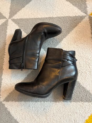 Bottines en cuir noir JB Martin Taille 37