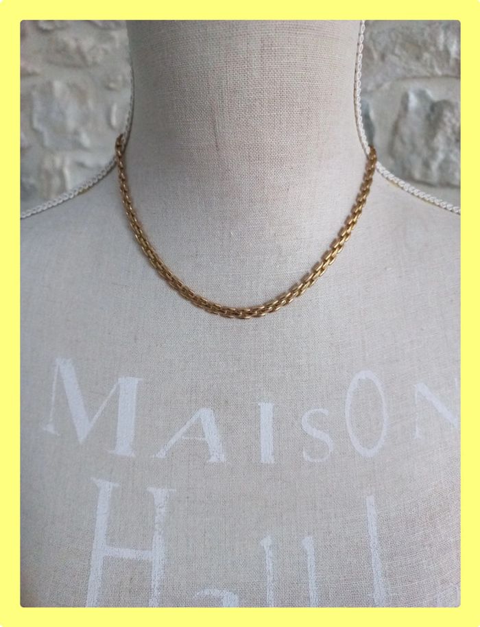 Collier en or plaqué