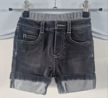 Short Miniman, taille 6 mois