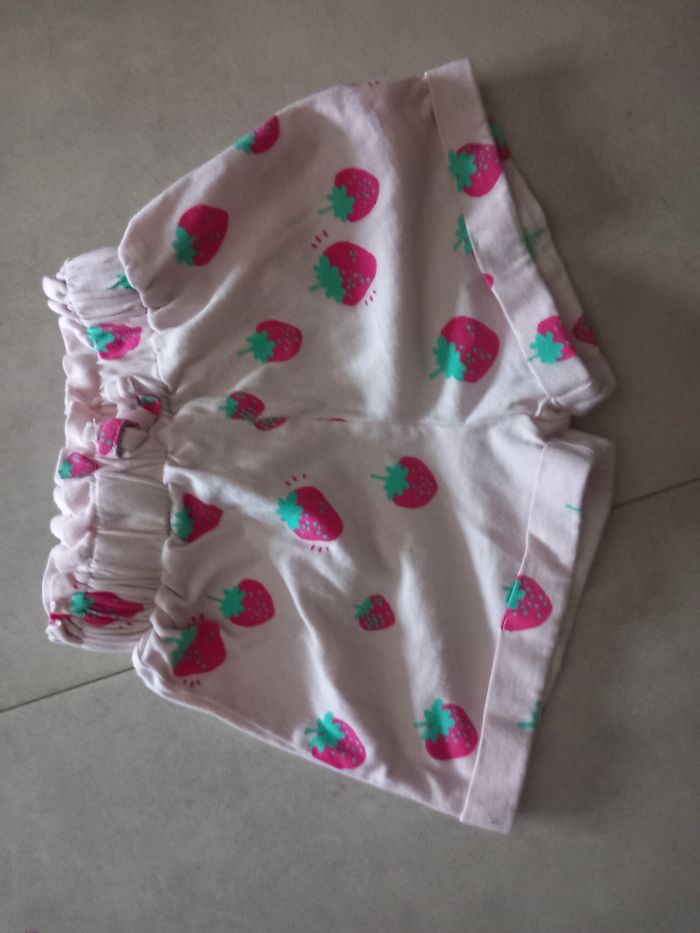 Ensemble haut + short enfant 1 an - photo numéro 2