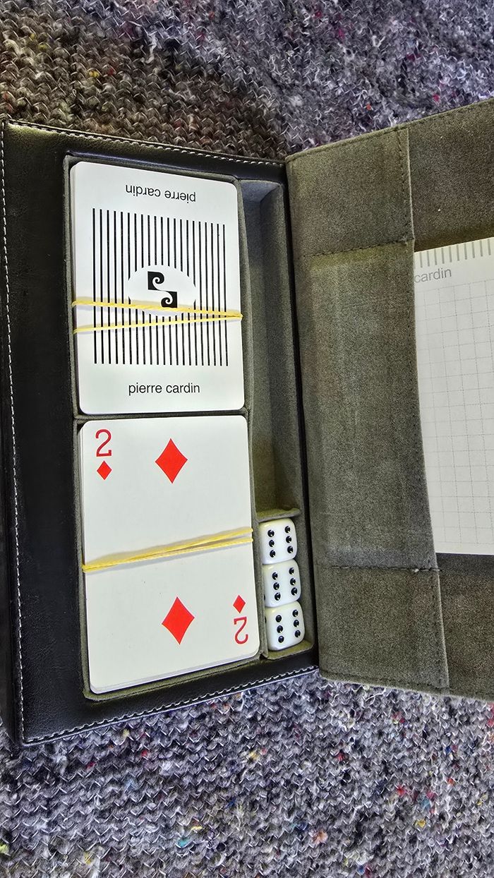 Coffret Jeux de cartes et dès pierre cardin - photo numéro 2