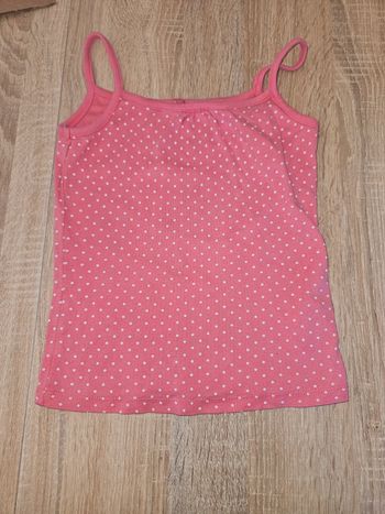 Débardeur rose a poid blanc