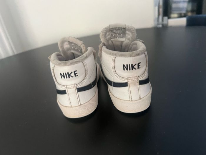Baskets Nike - photo numéro 3