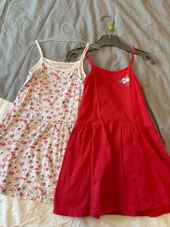 Lot robes bretelles 3 ans