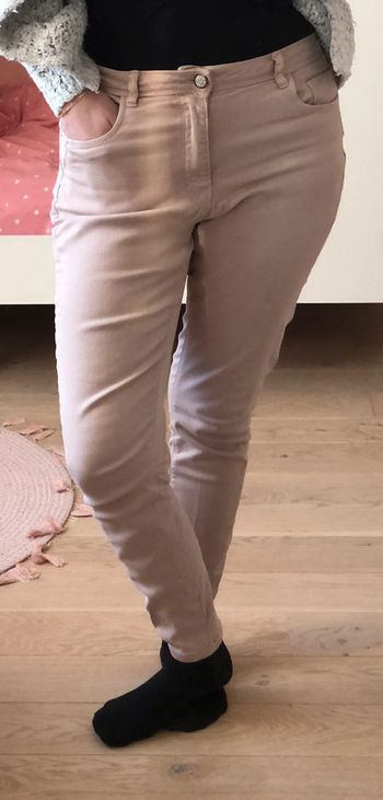 Pantalon rose clair beige