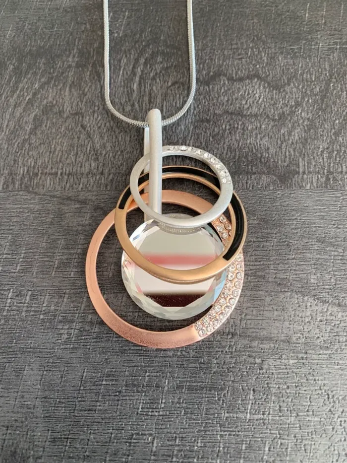 Collier sautoir. - photo numéro 2