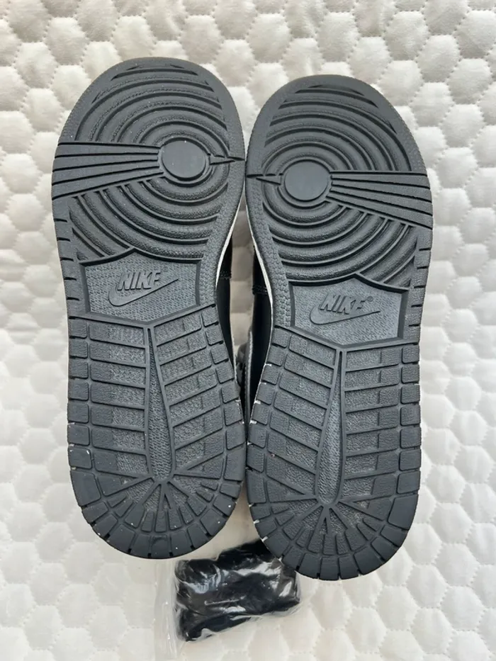 Nike air jordan 1 high Shadow 38.5 - photo numéro 5