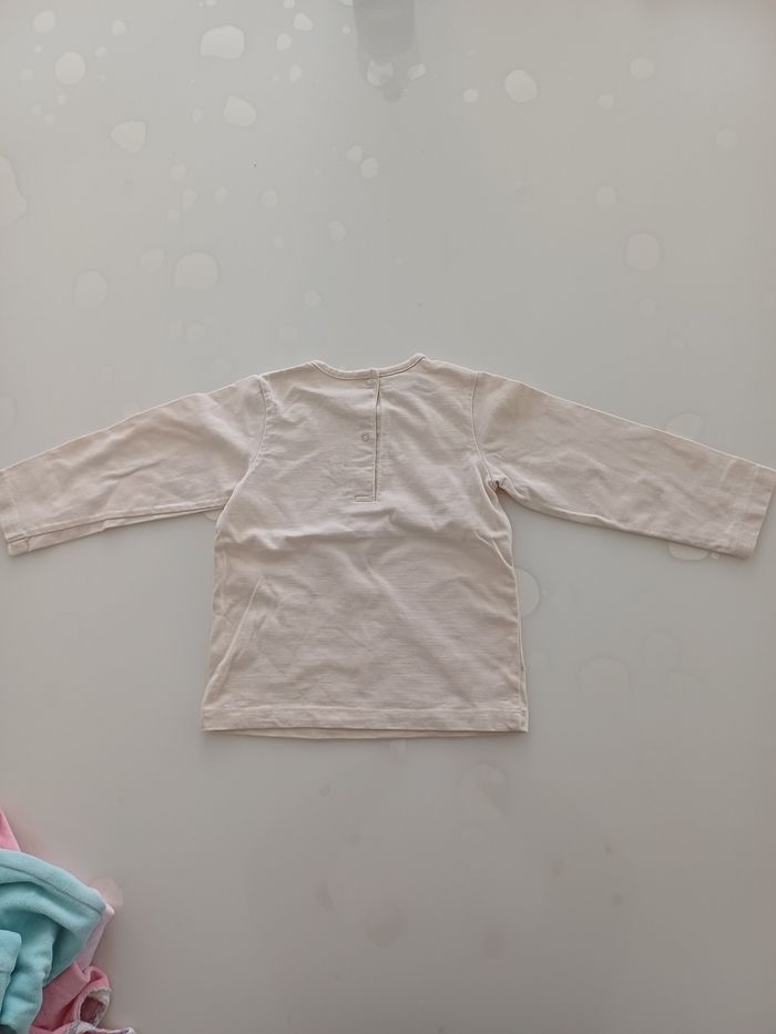 Tee short taille 24 mois Neuf - photo numéro 4