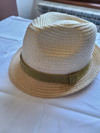 Chapeau