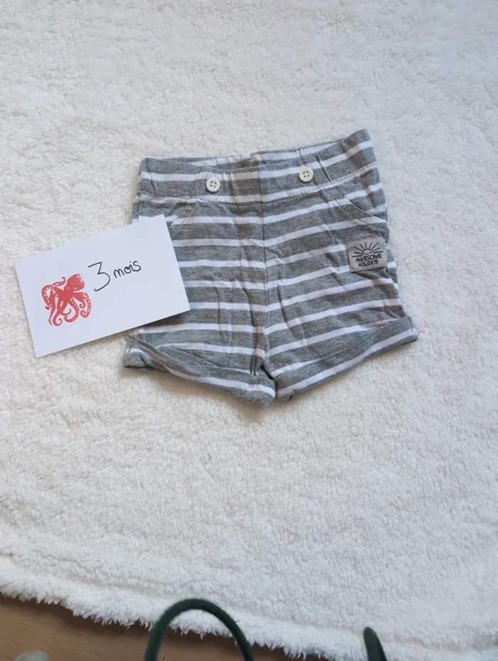 Short a rayure 3 mois