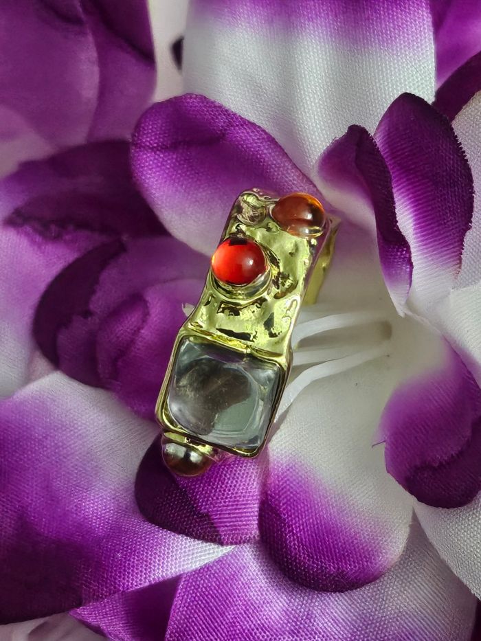 Bague épaisse avec ses pierres topaz - photo numéro 3