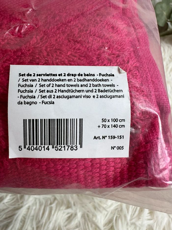 Lot de 2 serviettes et 2 draps de bain Christian Lacroix - photo numéro 4