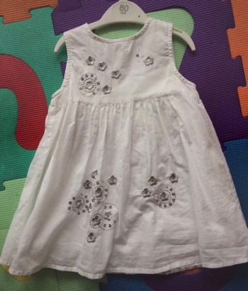 Robe, blanche, taille 12 mois