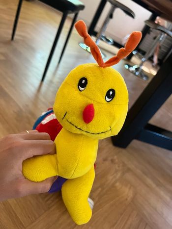 Peluche chenille neuve