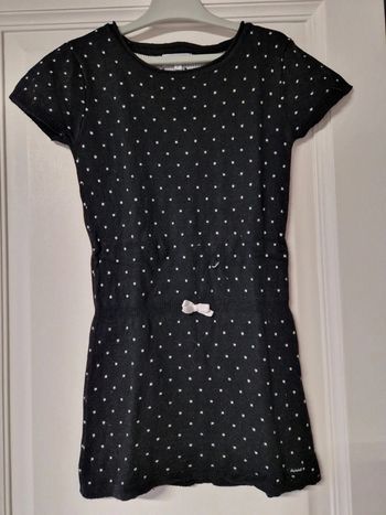 Robe noire alphabet 6 ans