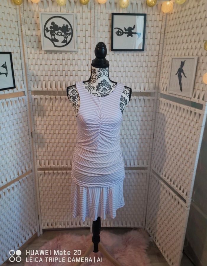 💕Jolie Robe drapée Mauve et blanc été femme TL / 40 high spirits 💕