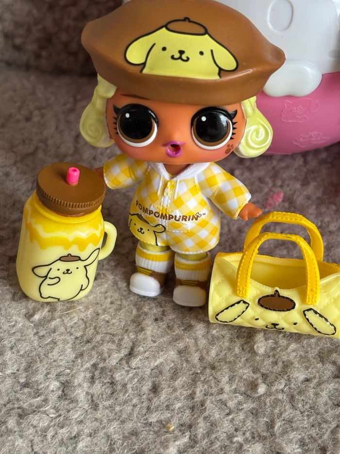 Poupée Lol Hello Kitty édition limitée anniversaire - photo numéro 3