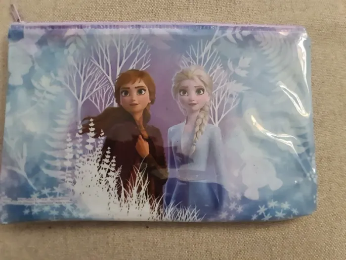 Trousse la reine des neiges violette - photo numéro 2