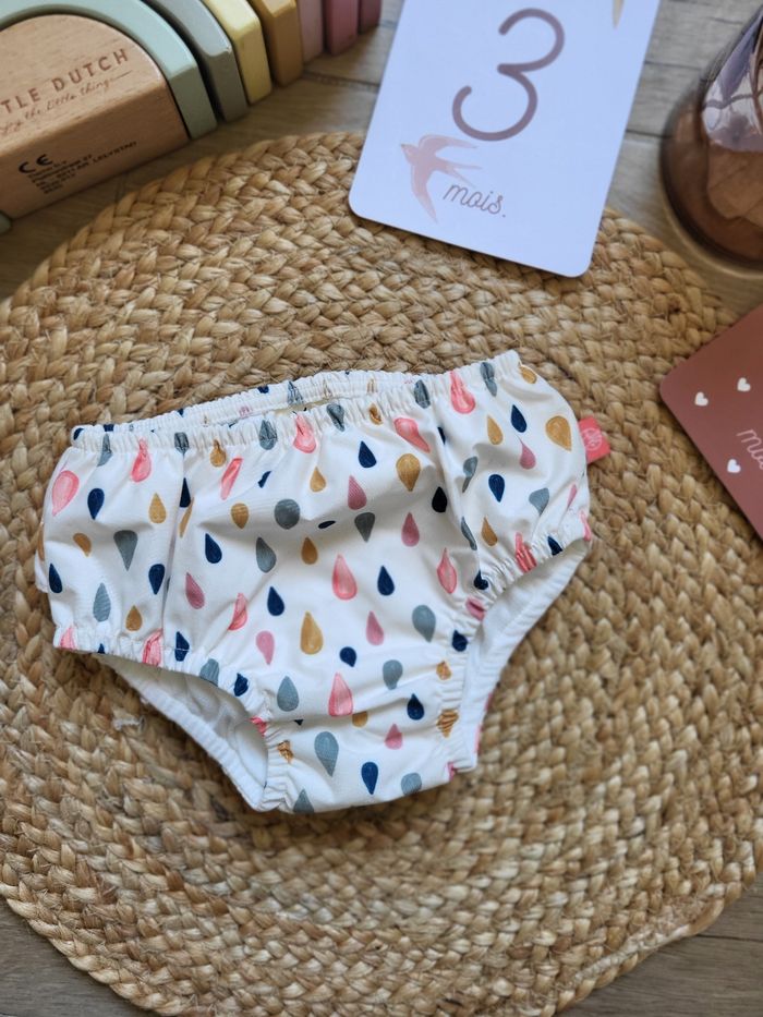 🌸Couche de bain bébé fille 3 - 6 mois 62 / 68 cms - photo numéro 2