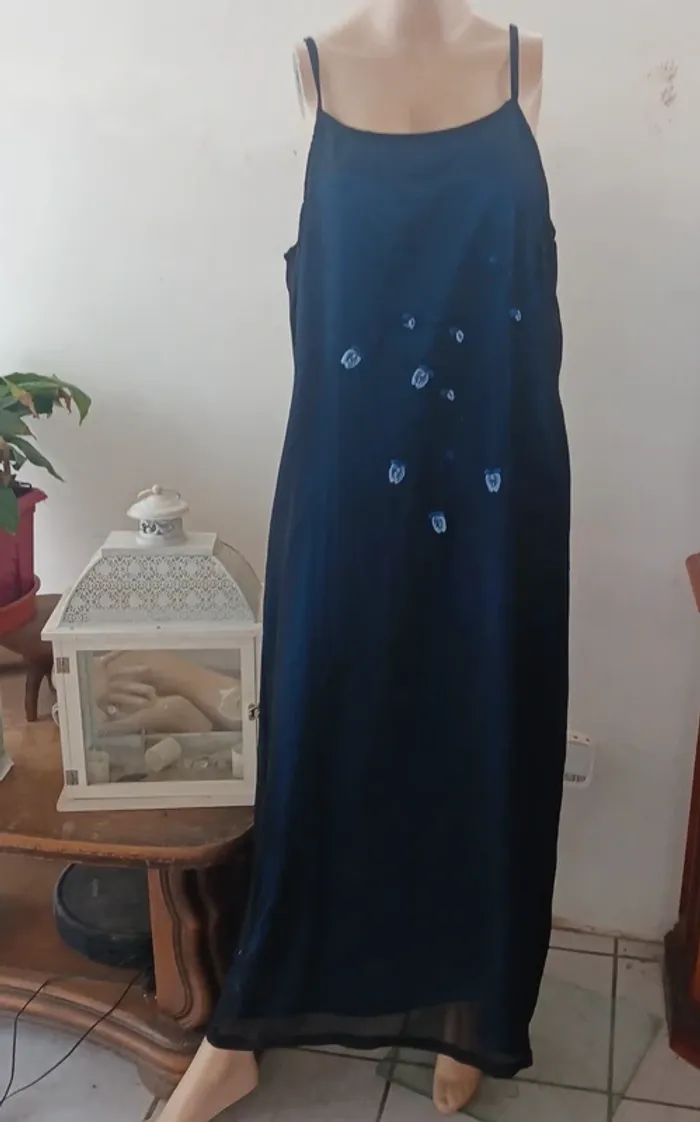 Robe avec sa surchemise taille 44/xxl m&s mode
