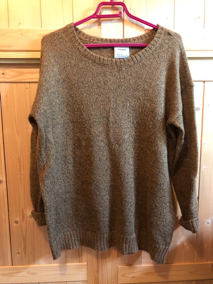 Pull marron oversize
