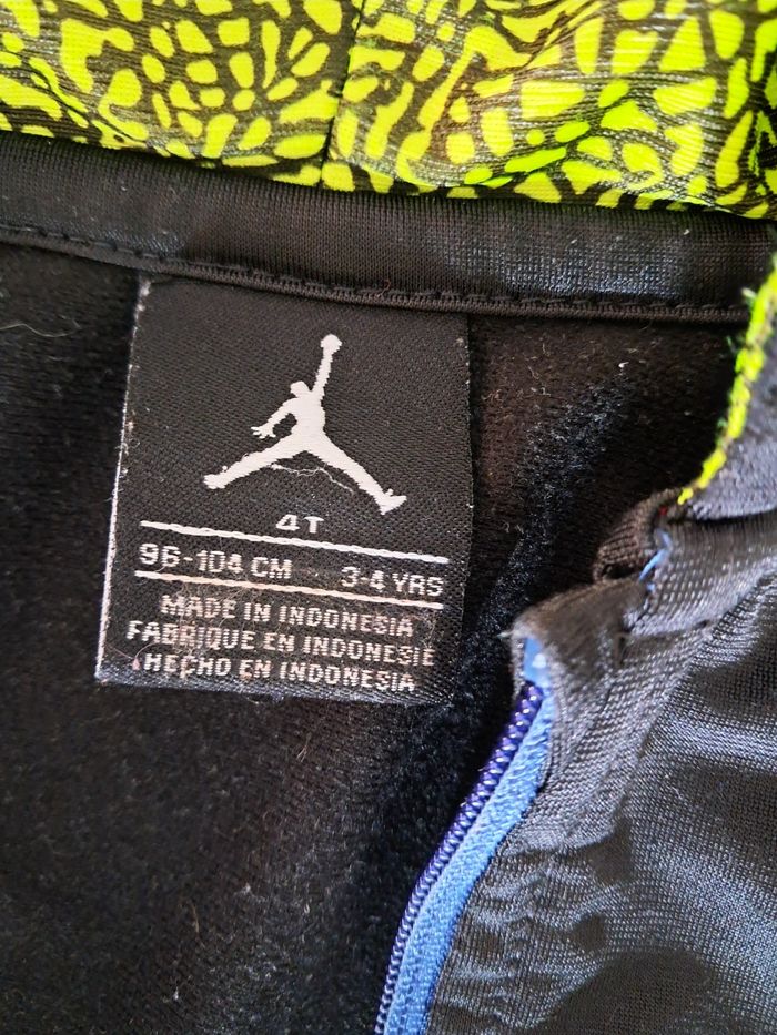 Ensemble de sport jordan taille 4 ans garçon - photo numéro 6