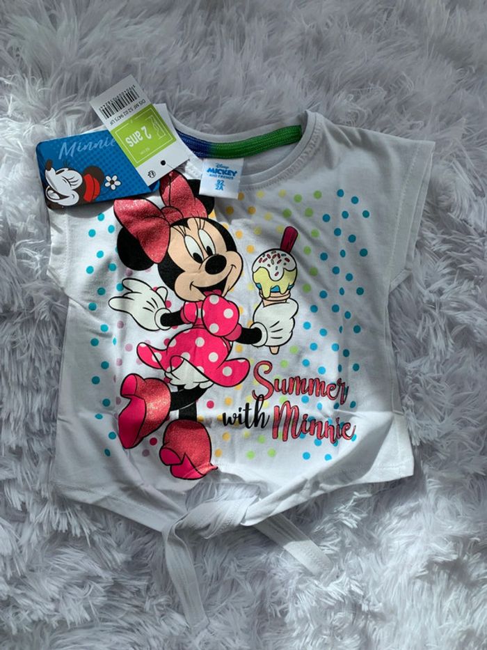 Tee shirt minnie Taille 2 ans Neuf