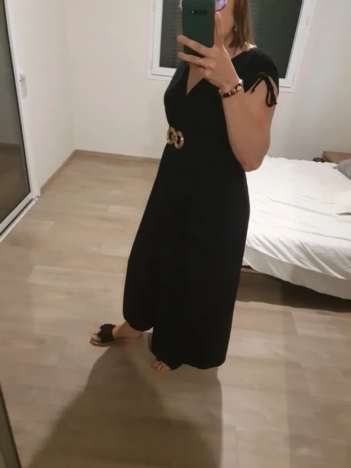 Robe longue noire - photo numéro 2