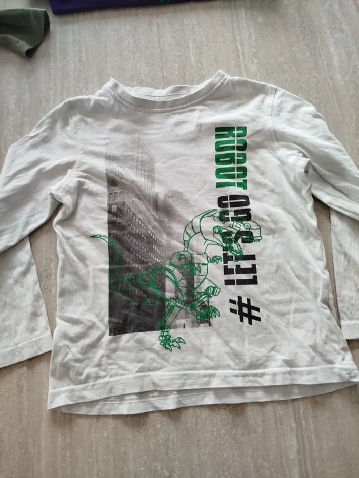 Lot 6 ans - 7 pièces - photo numéro 5