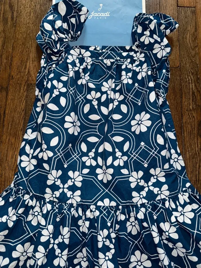 robe Jacadi 10 ans (il n'y a plus l'étiquette)