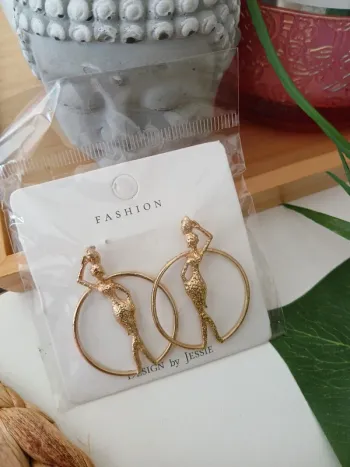 Magnifique Boucles d'oreilles🌿🎁