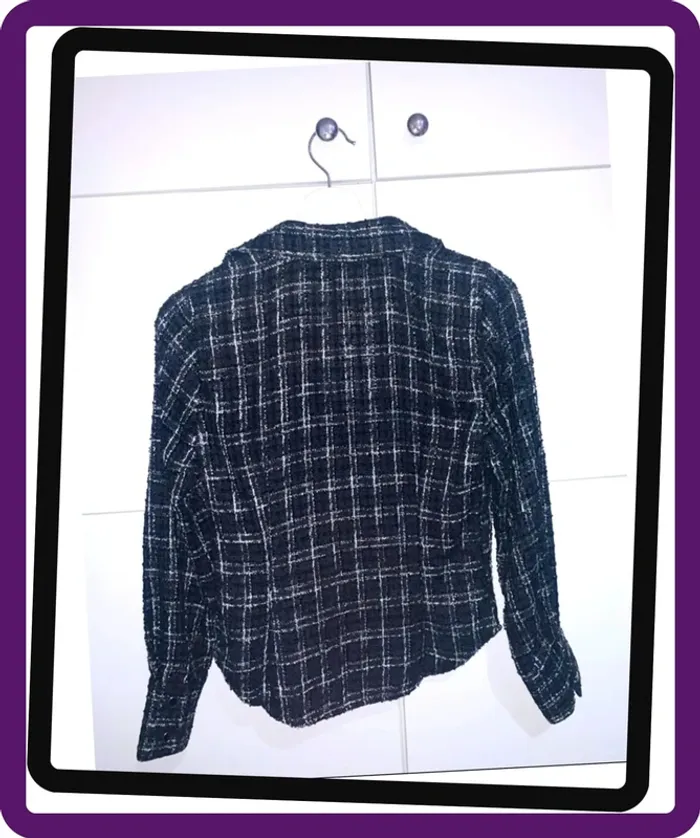 Superbe chemise cintrée tweed Zara T/S - photo numéro 2