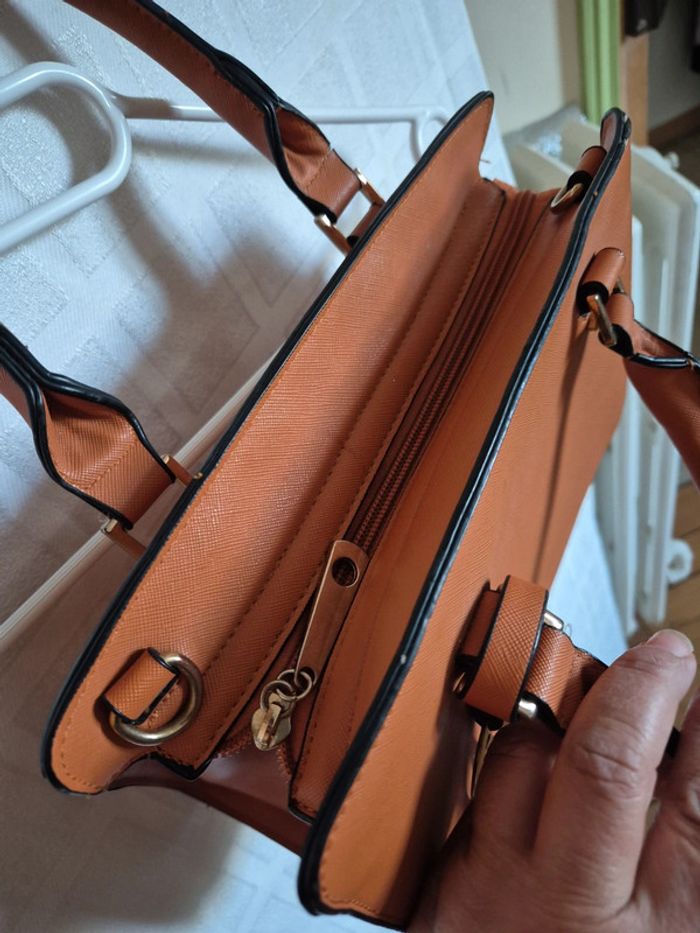 sac à main avec anses - photo numéro 3