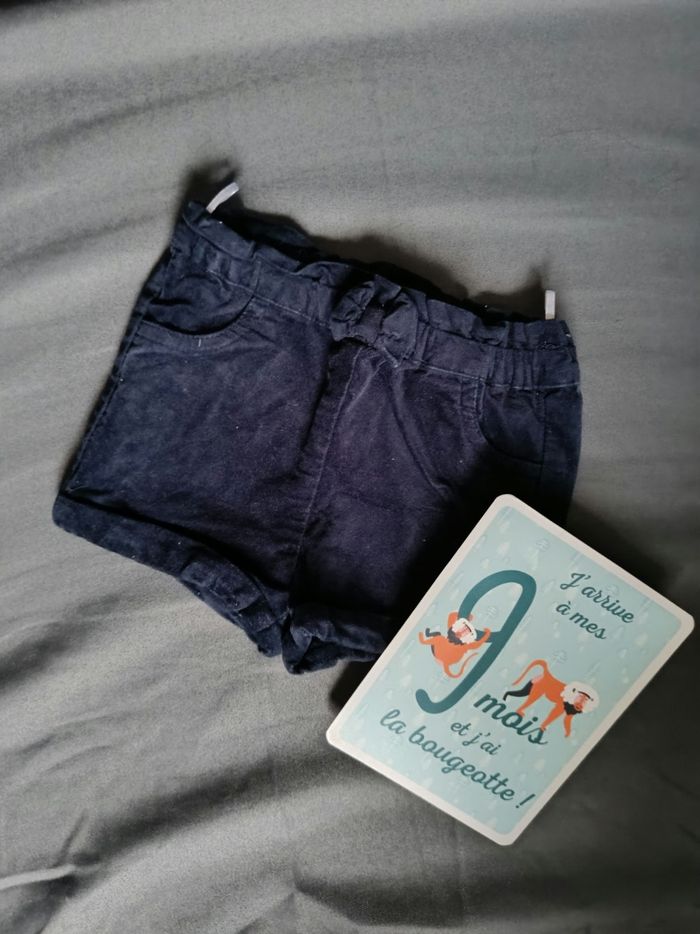 Short bleu en velours 💕 Taille 9 mois