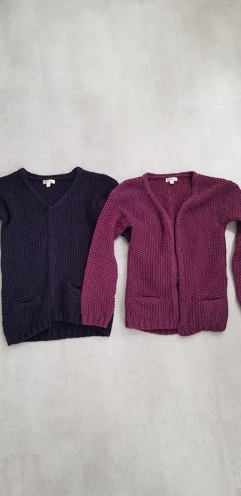 Lot de 2 gilets du pareil au même 6 ans
