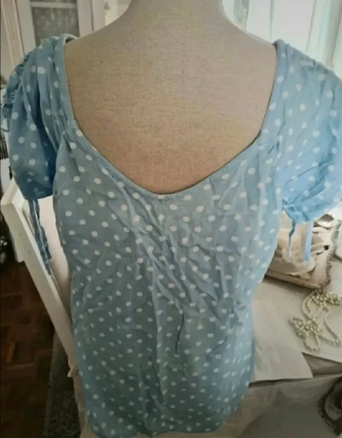 Blouse bleu ciel pois blanc Pimkie Taille M Neuve - photo numéro 2