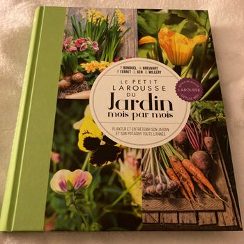 Le petit Larousse du jardin