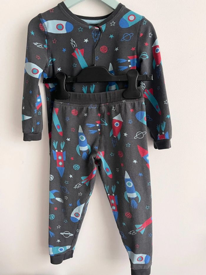 Pyjama garçon Marks & Spencer taille 2-3 ans en coton stretch