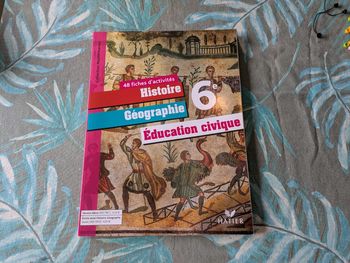 Cahier d'activités histoire géographie