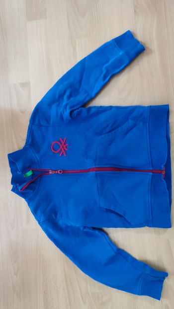 veste sweat benetton 6 7 ans
