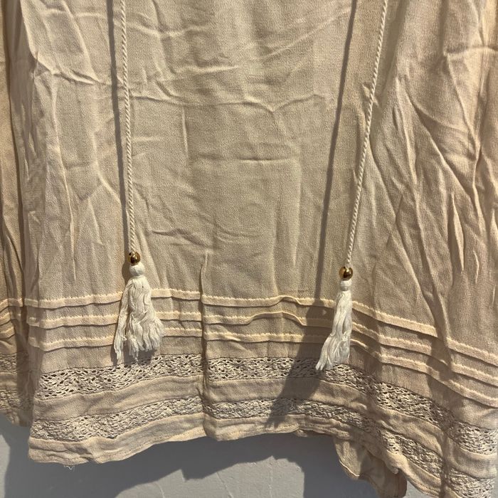 Haut beige - photo numéro 3
