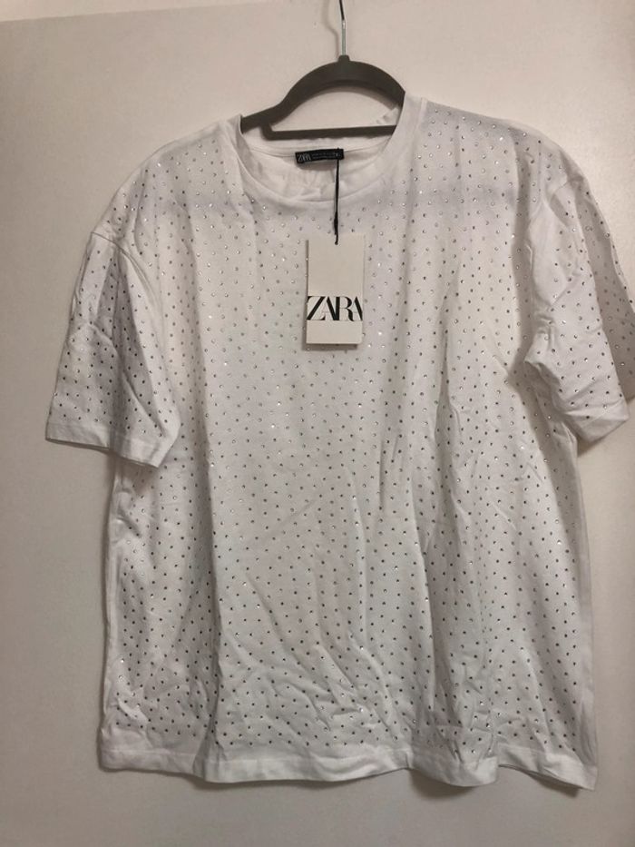 Superbe beau t-shirt à strass Zara neuf avec étiquette taille M - photo numéro 2