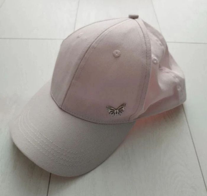 Casquette rose pâle