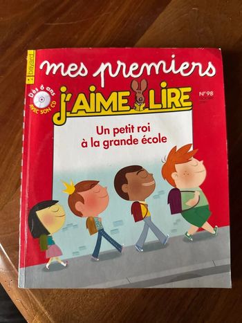 Les premiers j’aime lire avec CD un petit roi à la grande école