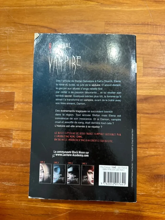 Livre journal d’un vampire - photo numéro 3