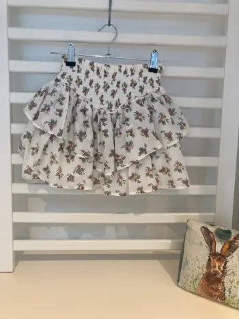 6 ans - Jupe volant motifs fleuris - neuve avec étiquette