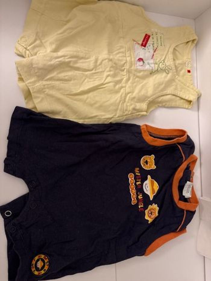 Barboteuse et teeshirt naissance