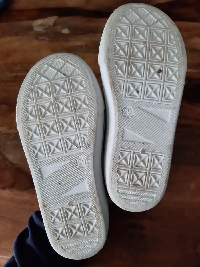 Chaussures garçon taille 29 - photo numéro 4