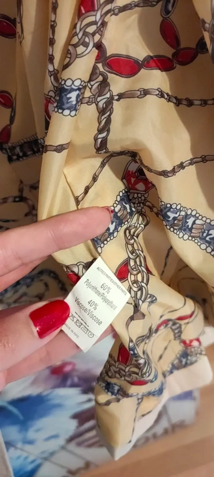 Superbe trench beige et noir, jamais porté - photo numéro 5